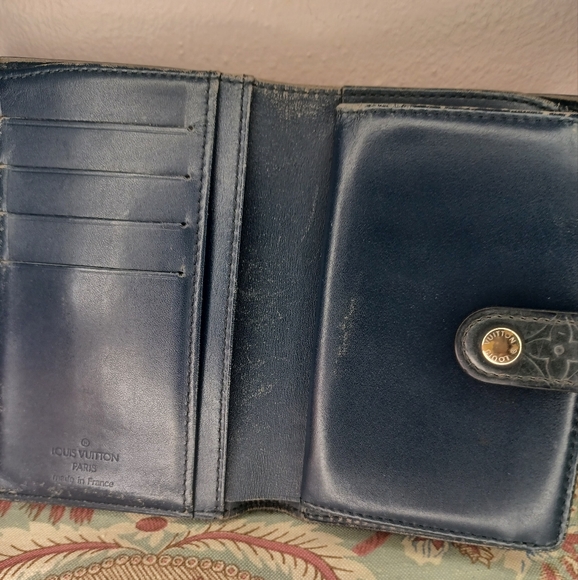 Louis Vuitton Blue Monogram Vernis French Purse Compact Kisslock Wallet - Picture 8 of 16